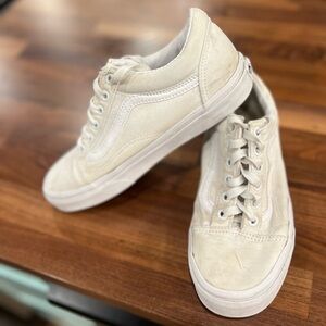 Vans ladies size 6.5 in used condition